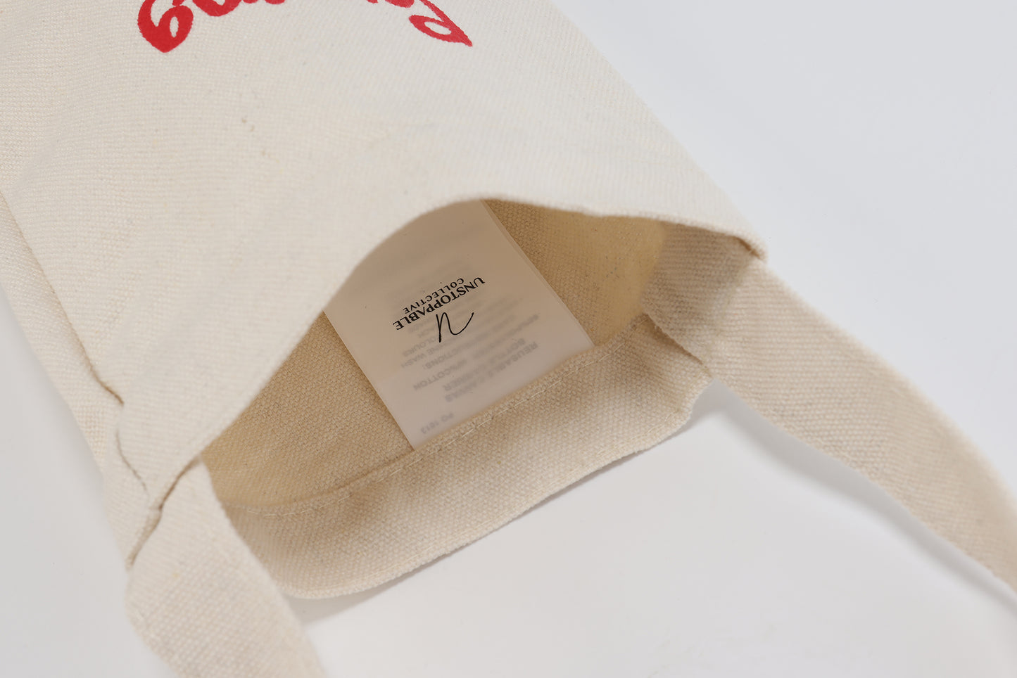 Pouring you some happiness | BC09D