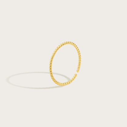Infinity Twist Ring | I08
