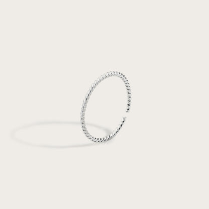 Infinity Twist Ring | I08