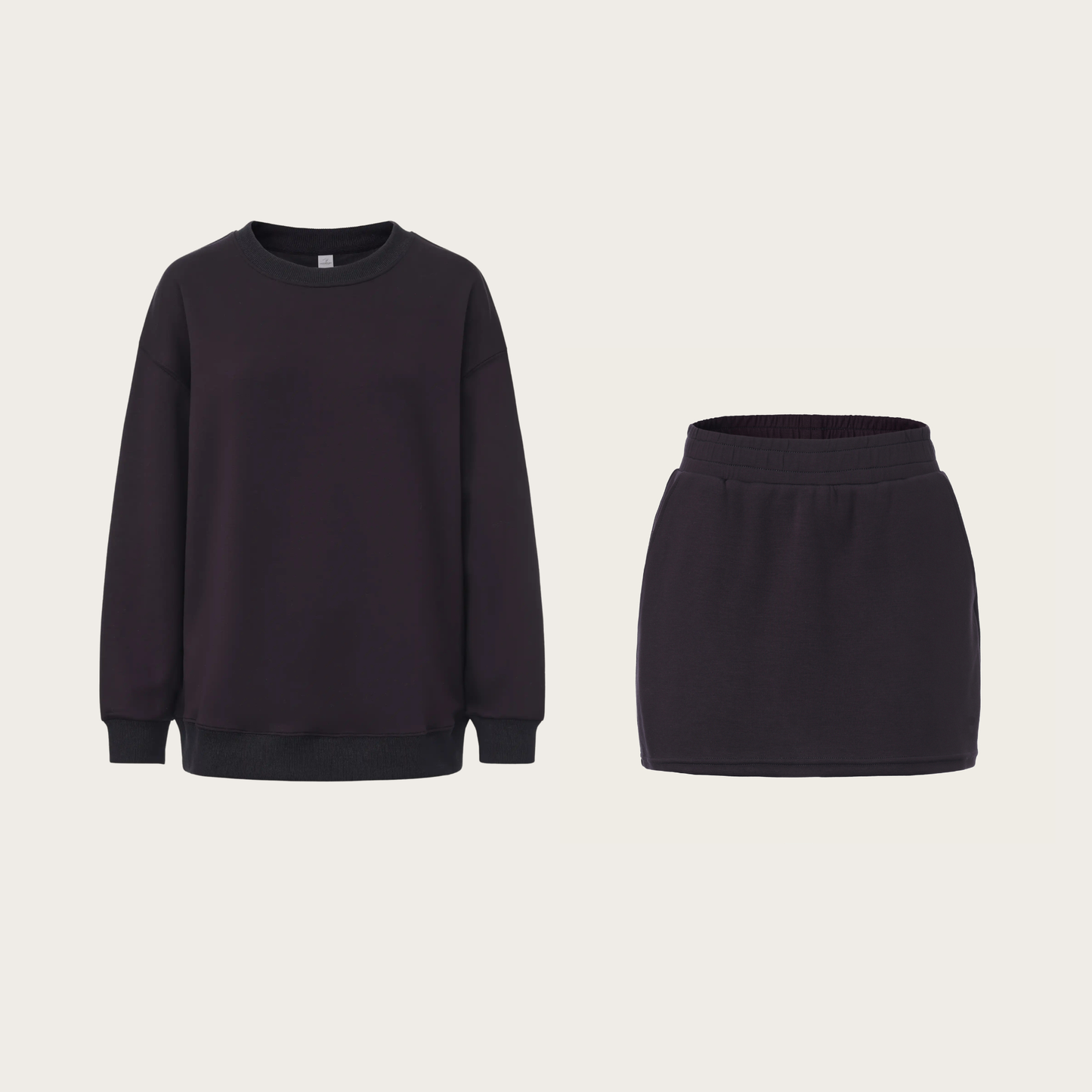 Core Relaxed Ladies Set – Women’s Sweatshirt & Skort